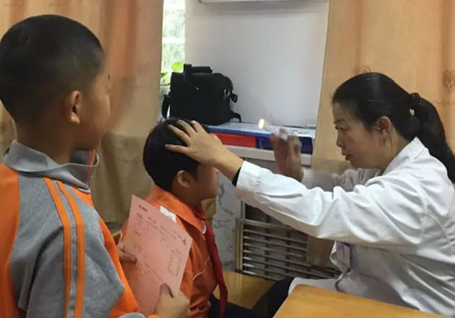 【公益進校園】普瑞眼科走進烏魯木齊市第四十七小學(xué)