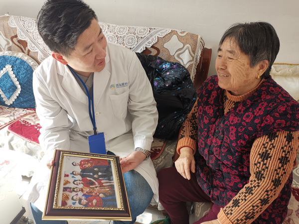 元宵慰問送祝福，濃濃關(guān)愛暖人心